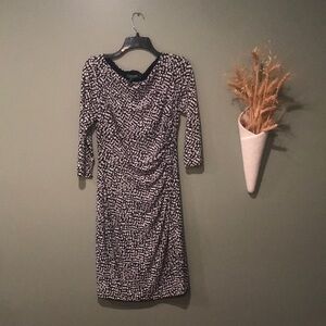 Lauren Ralph Lauren Black And Cream 3/4 Sleeve Dress Ruched At Waist 4. EUC